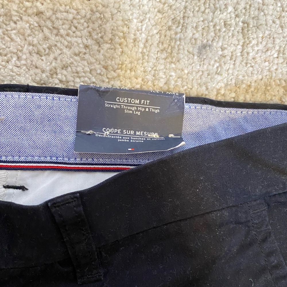 Tommy Helfiger Costum Fit size 38W - 32L Men - Picture 3 of 4
